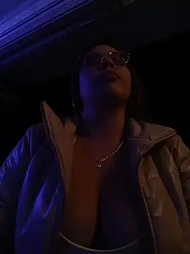 aurora_sky11's cam snapshot