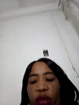 SweetCandyXXX28's cam snapshot