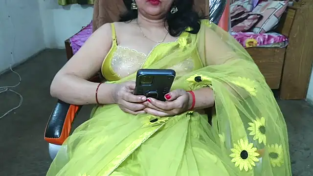 Cute_Mahi22's cam snapshot