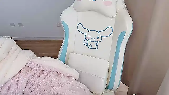 -qianqian's cam snapshot