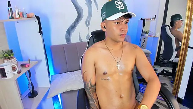 ApoloTorres's cam snapshot