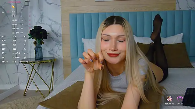 CarolReeves's cam snapshot