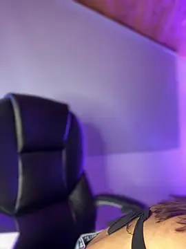 Sofia18_pinkk live sex cam