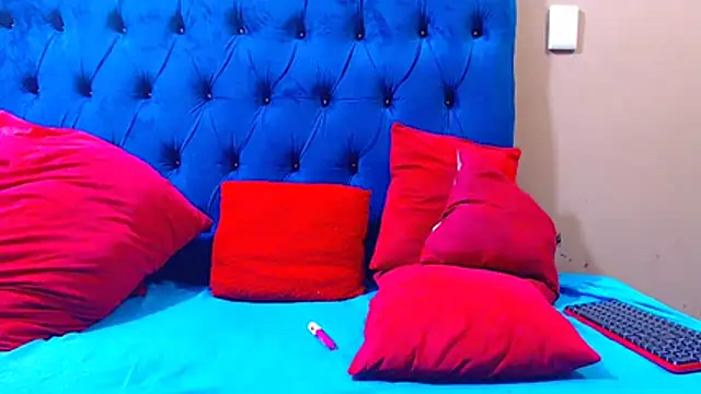 ebonycandy10's cam snapshot