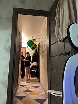 Charming_hamster_'s cam snapshot