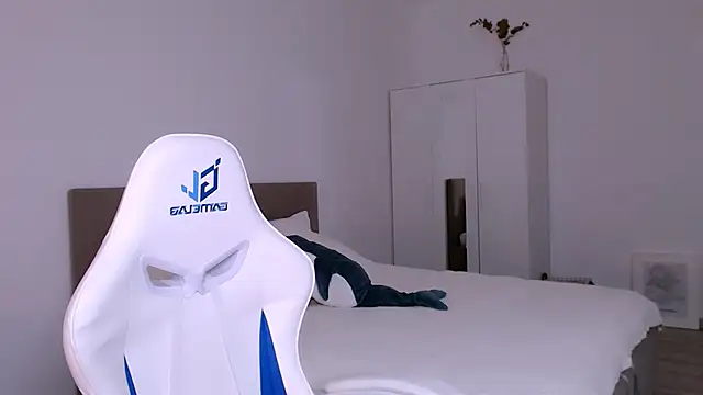 Luna_insniity's cam snapshot