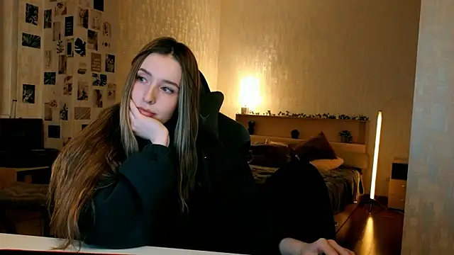 yourrdanceteacher's cam snapshot