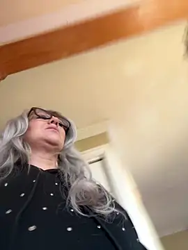 LittleMissEeve live sex cam