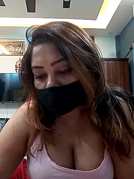 Cute-mona's cam snapshot