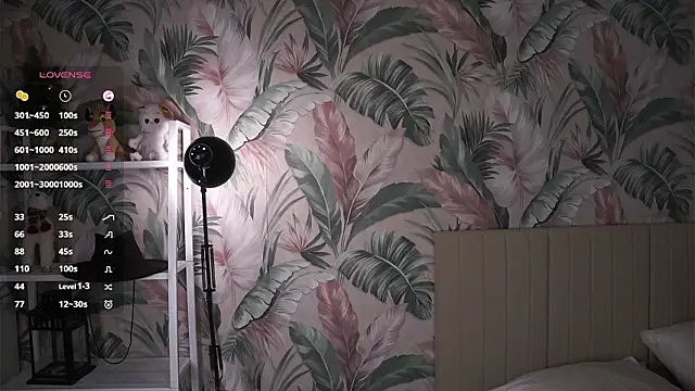 MarlinVarian live sex cam