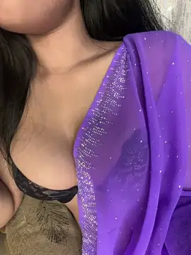 KARISHMA-STRIP live sex cam