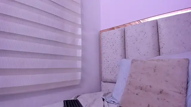 violeta_olsen's cam snapshot