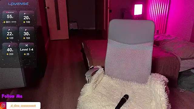 EllsaJean_'s cam snapshot