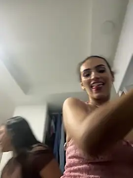 Pretty_Isadora's cam snapshot