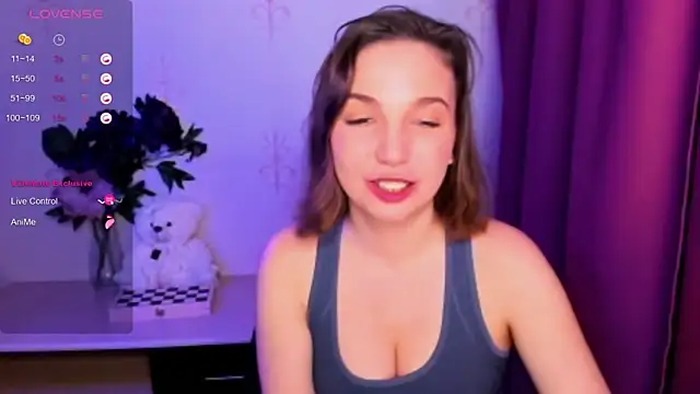 KindHazelHere_'s cam snapshot