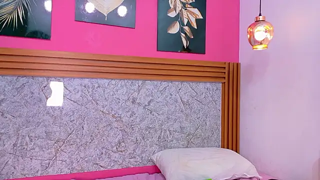 kinkyandsavage's cam snapshot