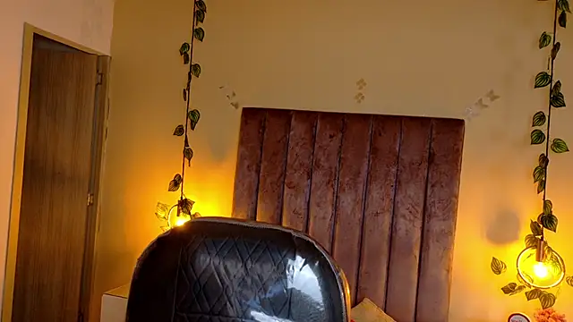 Charlotte_Olsen_'s cam snapshot