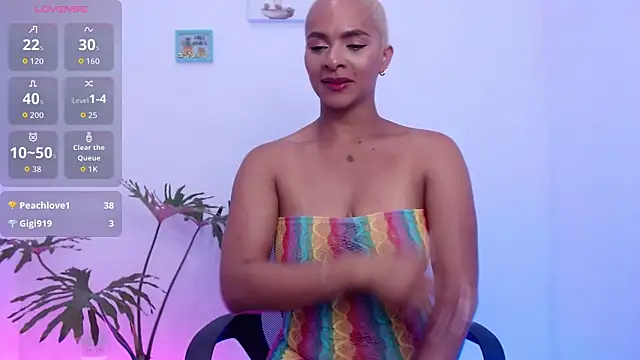 DinalarsonXXX's cam snapshot