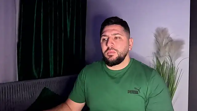 Gold_Alpha_Boy's cam snapshot