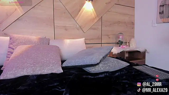 sussan_fox_'s cam snapshot