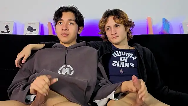 Darcy_and_Stolas live sex cam