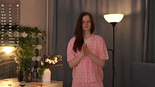 CarmaOlen live sex cam