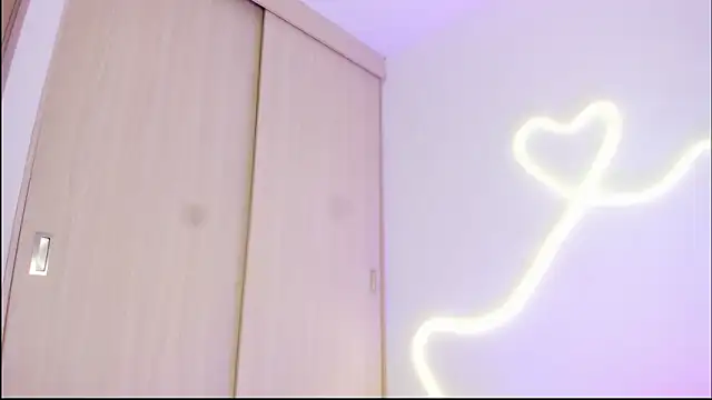 KateBonet live sex cam