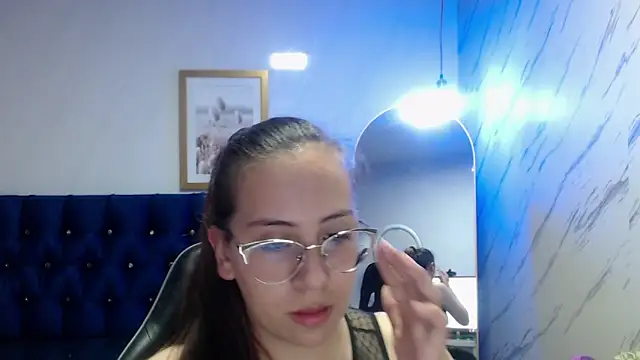 Megan_Hot_v's cam snapshot