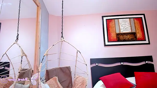 _EmilyJireh_'s cam snapshot