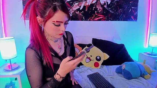 zara_rouxx's cam snapshot