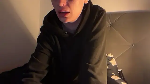 ClaireDeLunee's cam snapshot