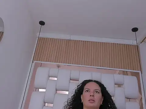 ZamanthaJhones's cam snapshot