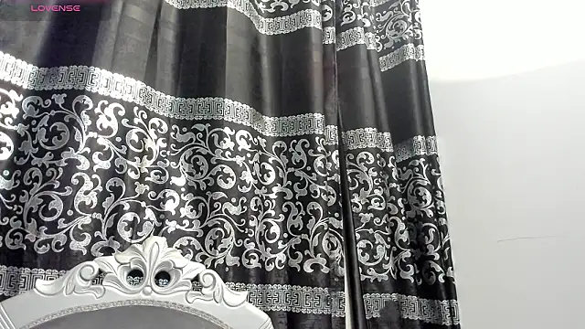 bianca_vega_'s cam snapshot