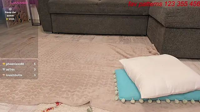 ScarletFlamee's cam snapshot