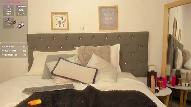 Eva_Forbs10's cam snapshot