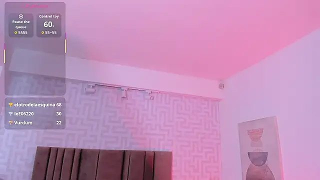 naishaa_'s cam snapshot