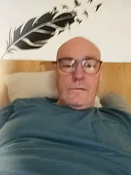 bogland33 live sex cam