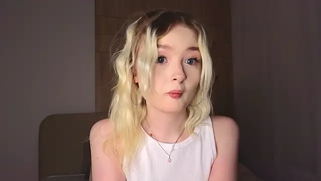 minigirl's cam snapshot