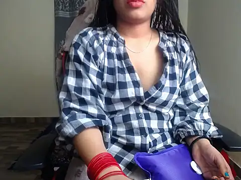 Hey_ishu's cam snapshot