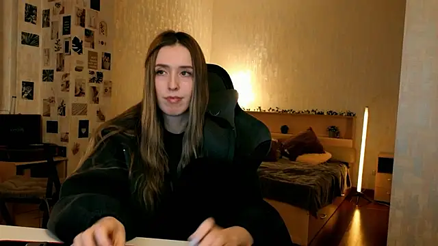 yourrdanceteacher's cam snapshot