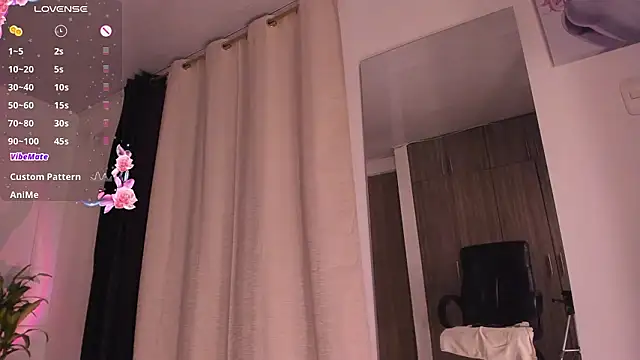 SabrinaDoft_'s cam snapshot