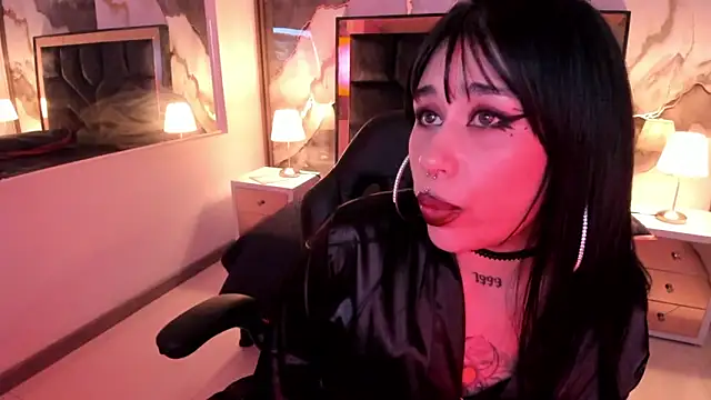 SusanVilla's cam snapshot