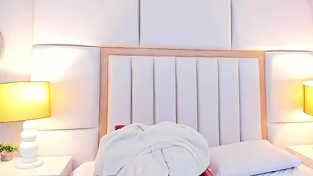 LaylaaDoll's cam snapshot