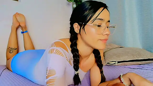 lizzy_kane's cam snapshot