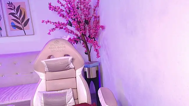 Anie_johnson's cam snapshot