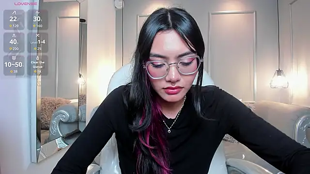 AzuraKindong's cam snapshot