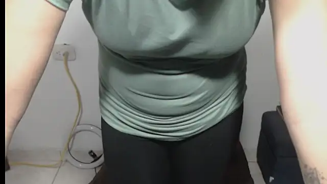 Milf_Valeria's cam snapshot