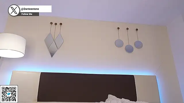 DanteeStone live sex cam