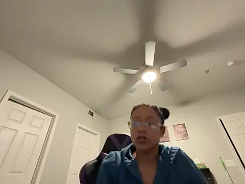 RylReese's cam snapshot