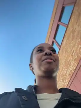 Your_Paris live sex cam